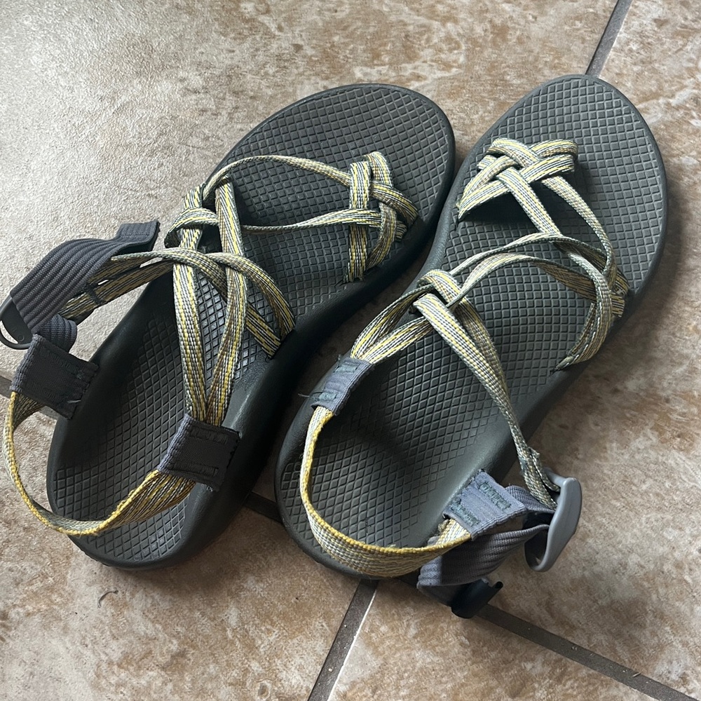 Chaco ZX/2 Dual Adjustable Strap sandals W 8
